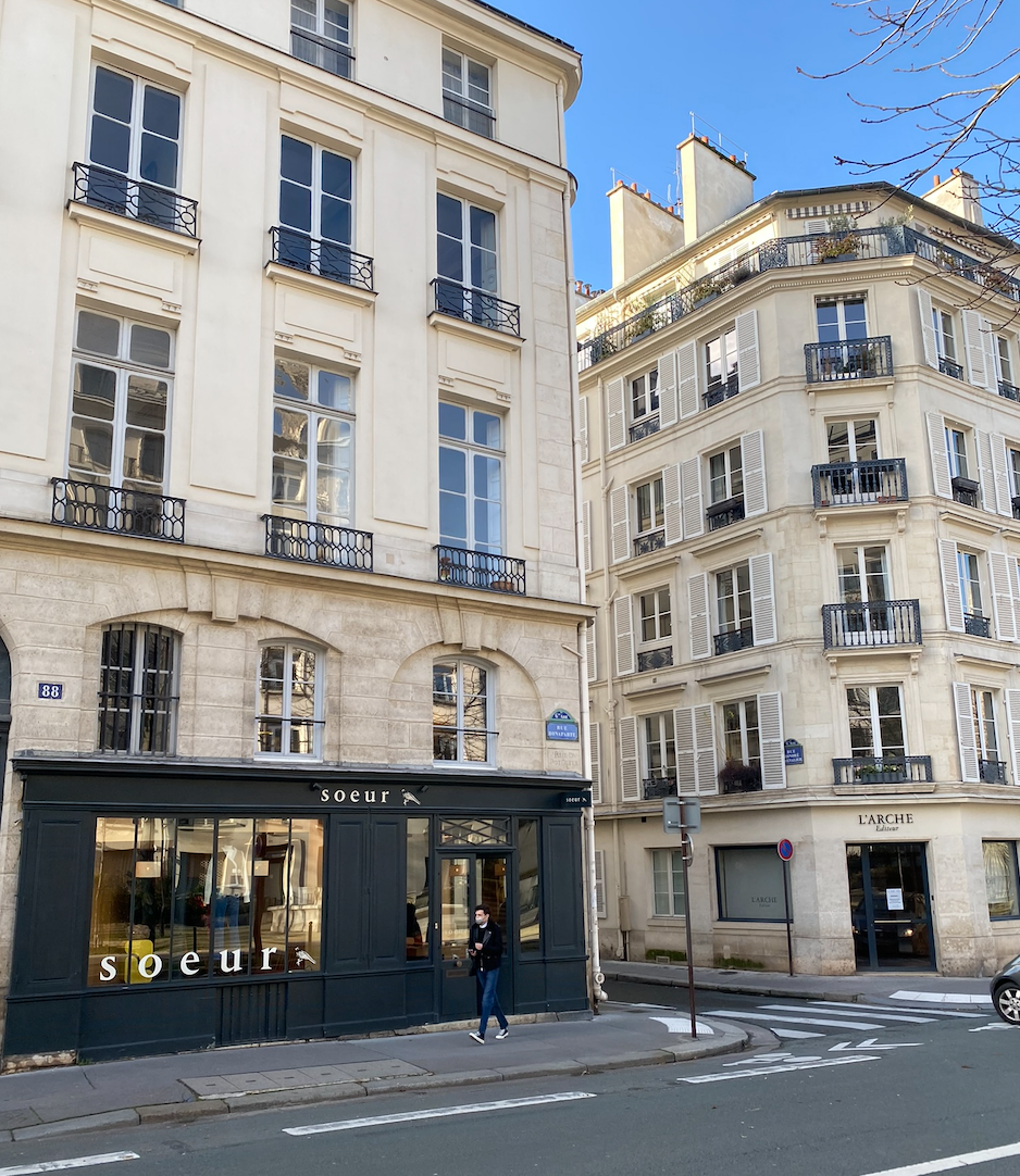 A Little Bird - An Insider's Guide to London