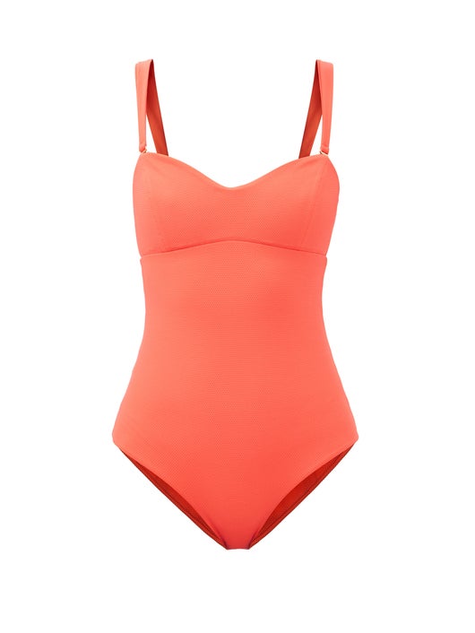 A Little Bird finds the best swimsuits