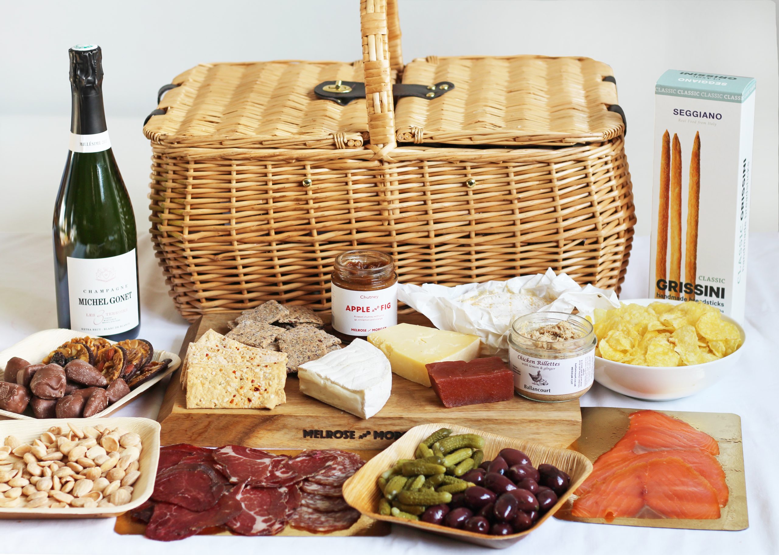 A Little Bird - Jubilee Picnic Basket