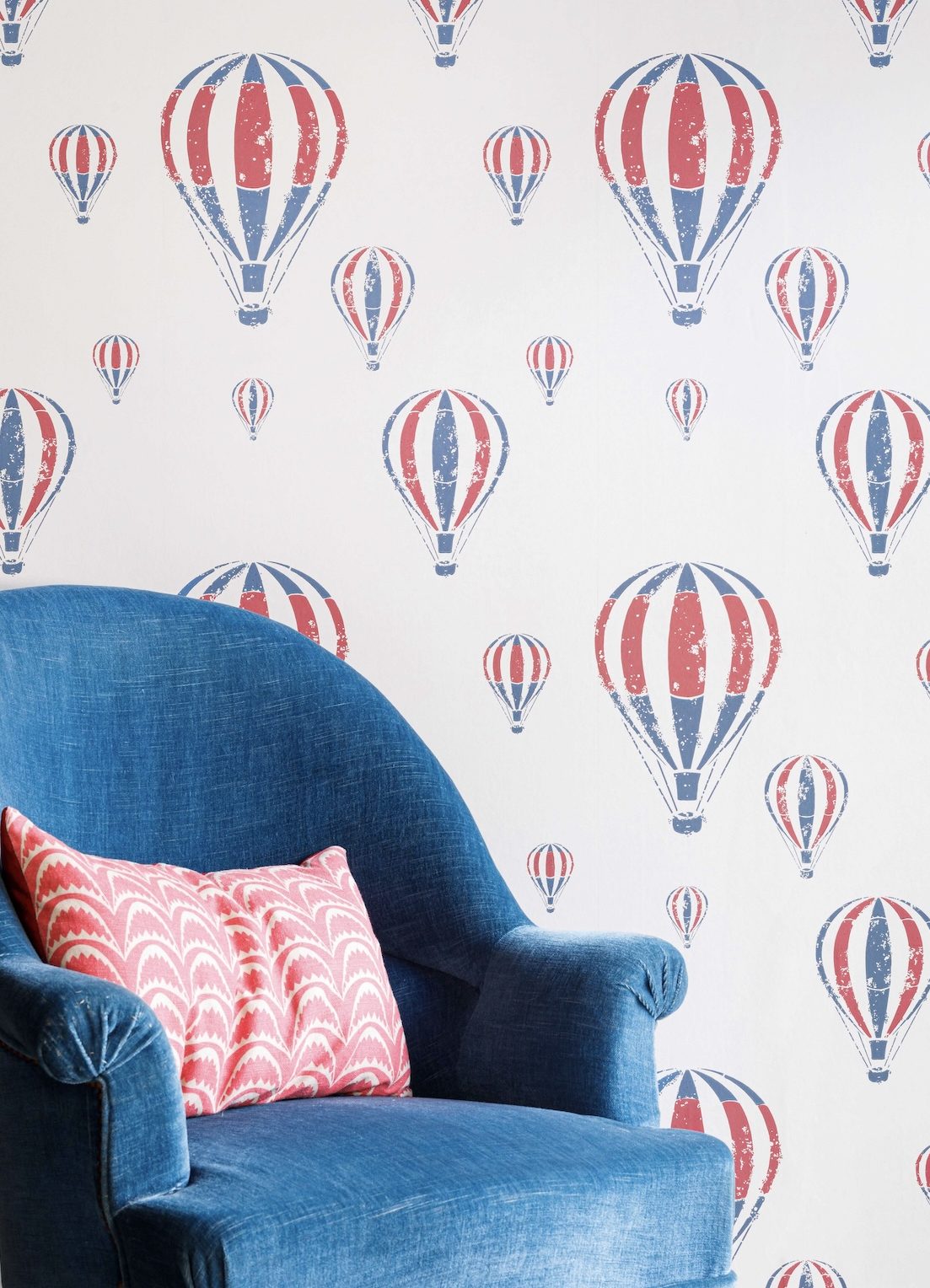 A Little Bird Barneby Gates Hot Air Balloon Wallpaper