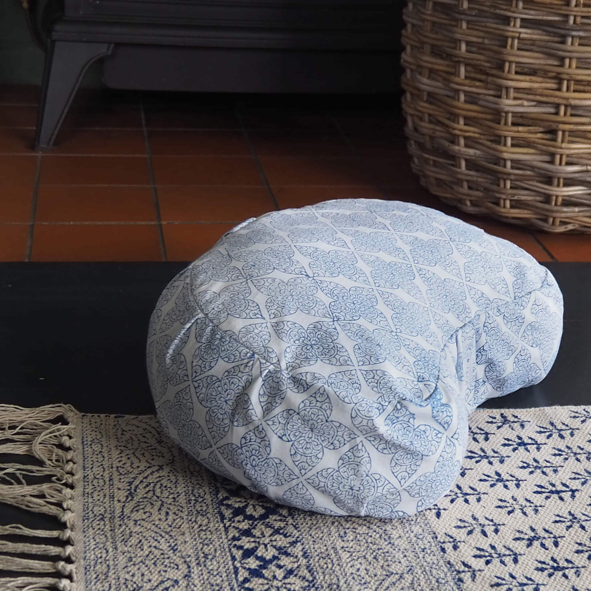 A Little Bird - Bolster