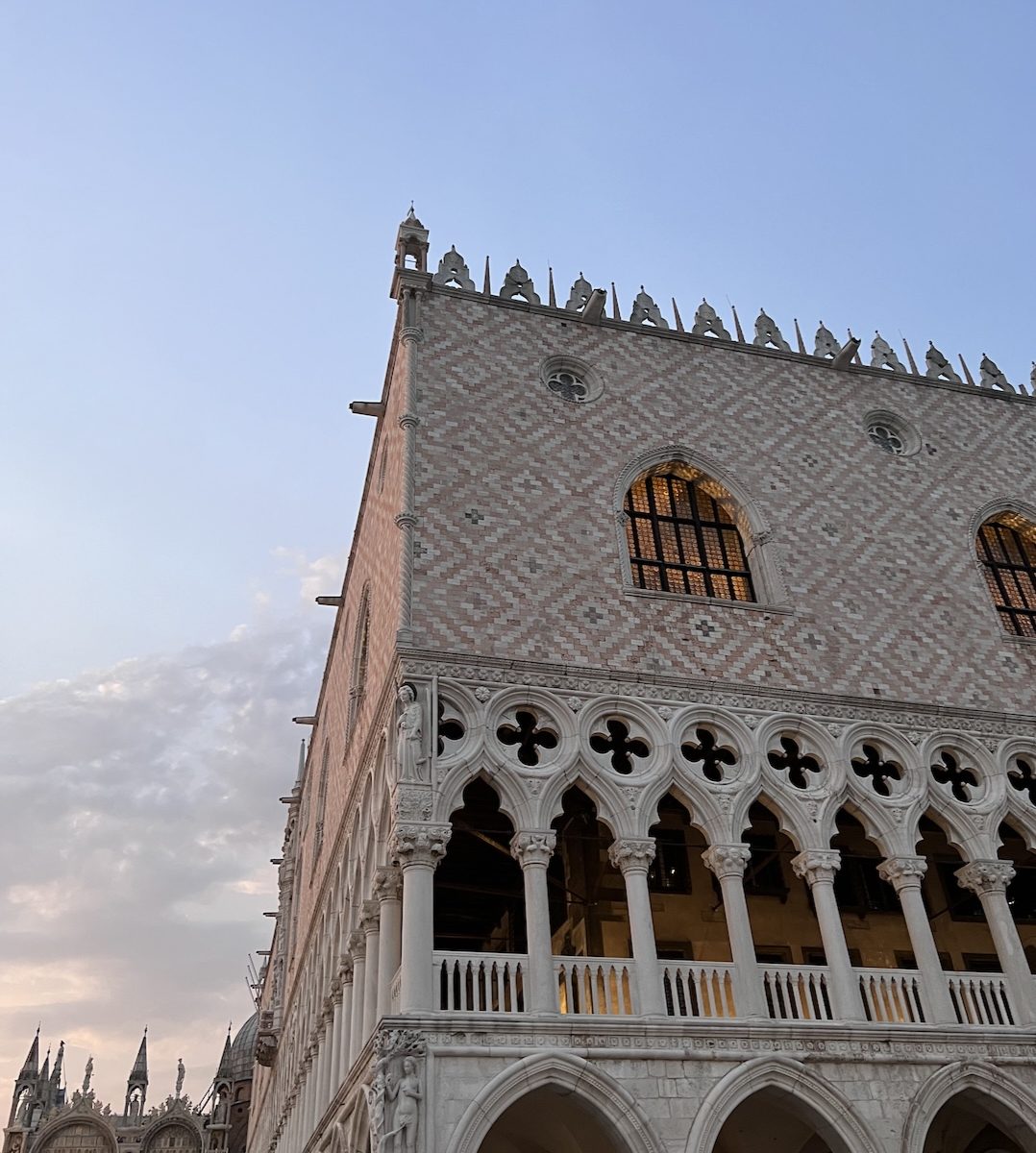 A Little Bird Venice Guide