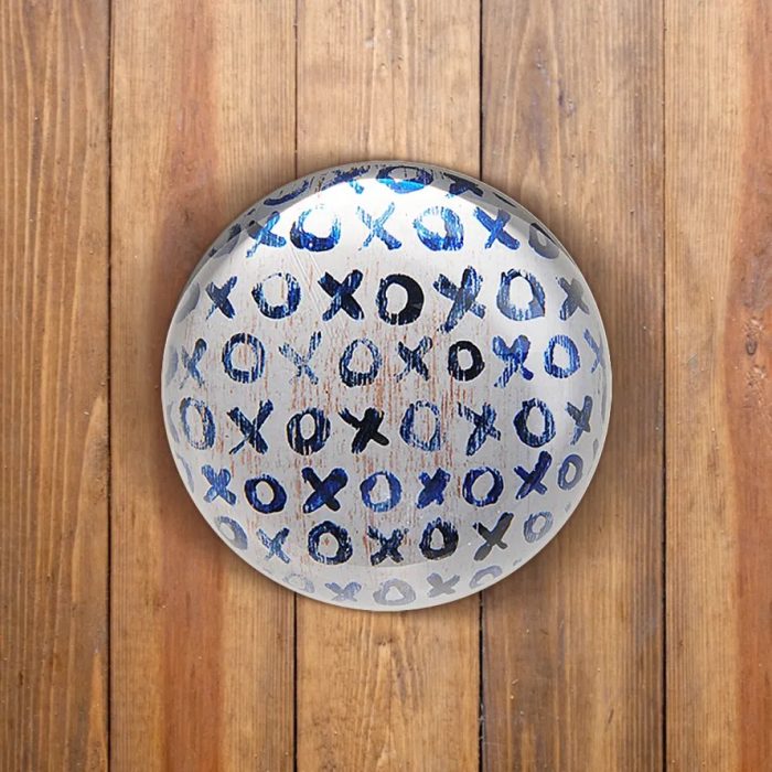 A Little Bird - xoxo paperweight