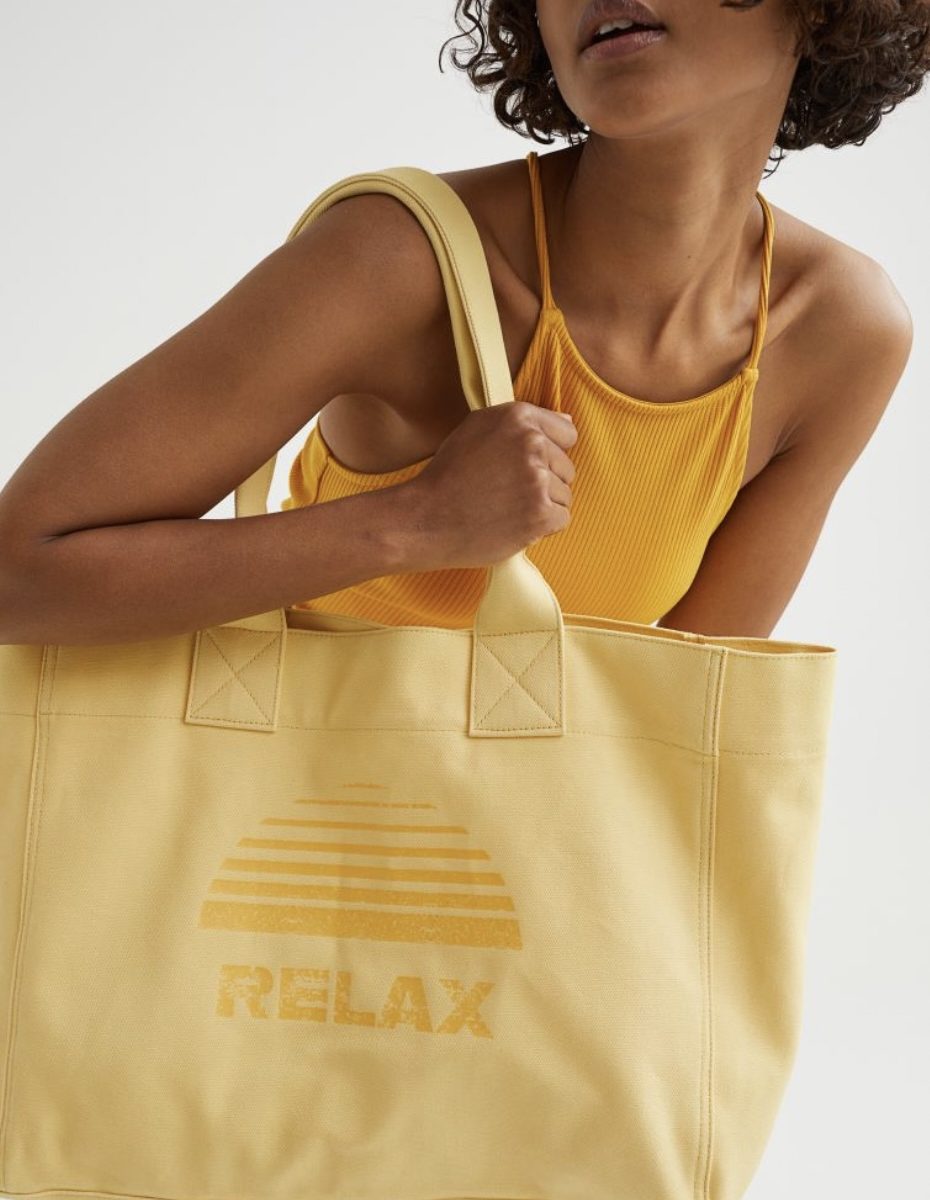 A Little Bird Tote Bags