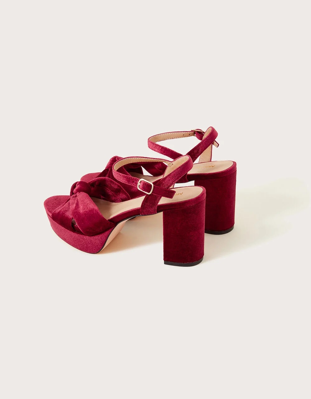 A Little Bird - velvet knot